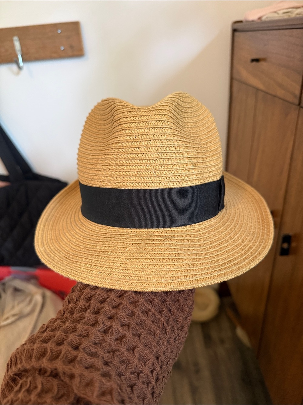 Talula aritzia woven hat
